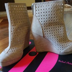 Cut Out Wedge High Taupe Ankle Booties